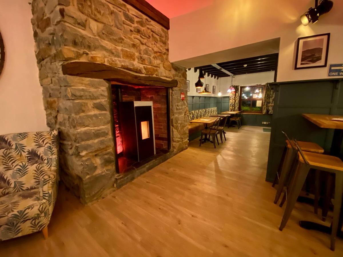 The Golden Fleece Inn Porthmadog Extérieur photo